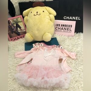 Pompompurin Sanrio Toys (Free Mystery Gift)